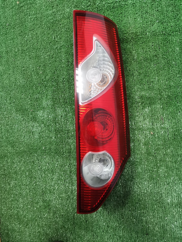 фото №1, Лампа правая задняя задняя 8200419945 renault kangoo