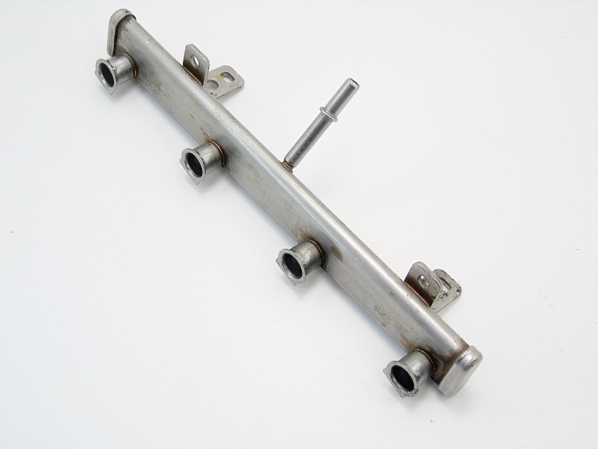 фото №2, Молдинг впрыскная 1.4 t multiair renegade dart 500x