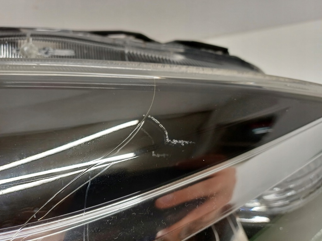 фото №8, Suzuki baleno 2 ii 15- лампа права перед ксенон led