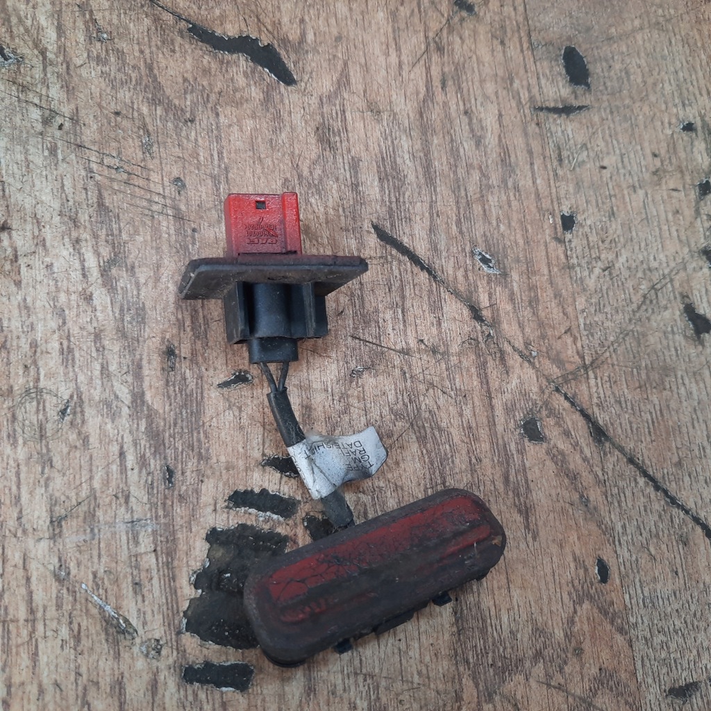 фото №1, Кнопка крышки микровыключатель контактор opel insignia a