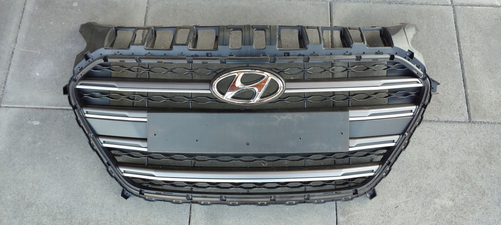 фото №1, Hyundai i30 ii 2 lift 14-17 решётка радиатора решётка радиатора радиатора