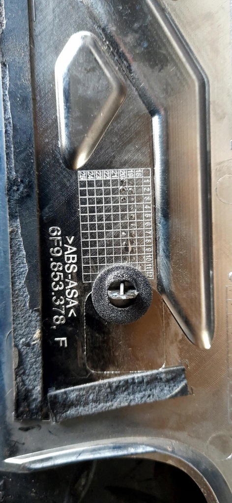 фото №7, Молдинг крыла правый задняя seat arona 6f9853378f