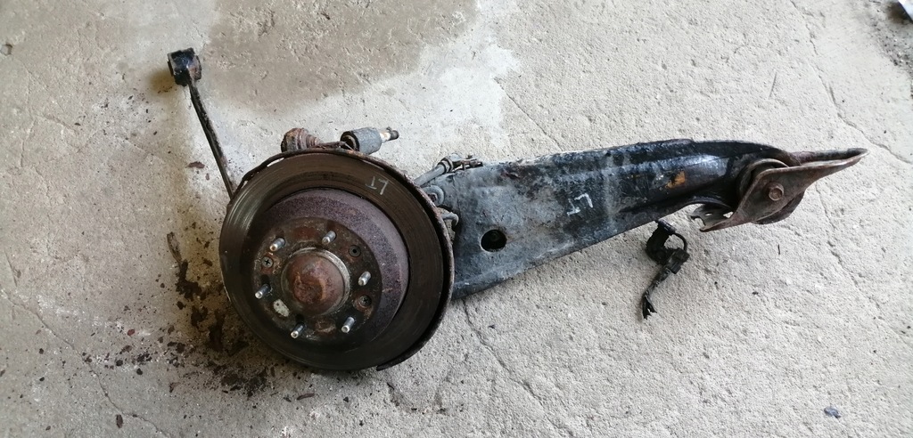 фото №1, Kia carnival ii 06-14 поворотний кулак лівий задня важіль