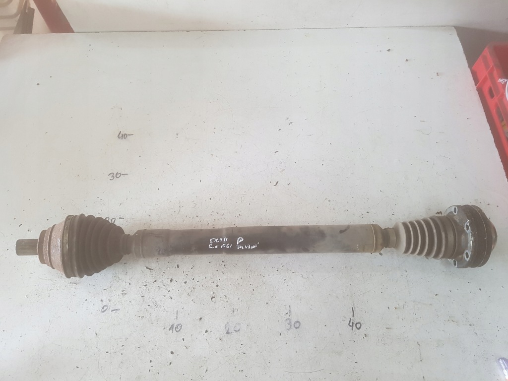 Купить Skoda octavia 2 2 2.0 tfsi приводной вал правая механическая коробка передач 1k0407272jb