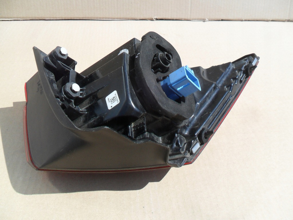 фото №13, Vw golf vii 5g0 r-line led лампа права задня