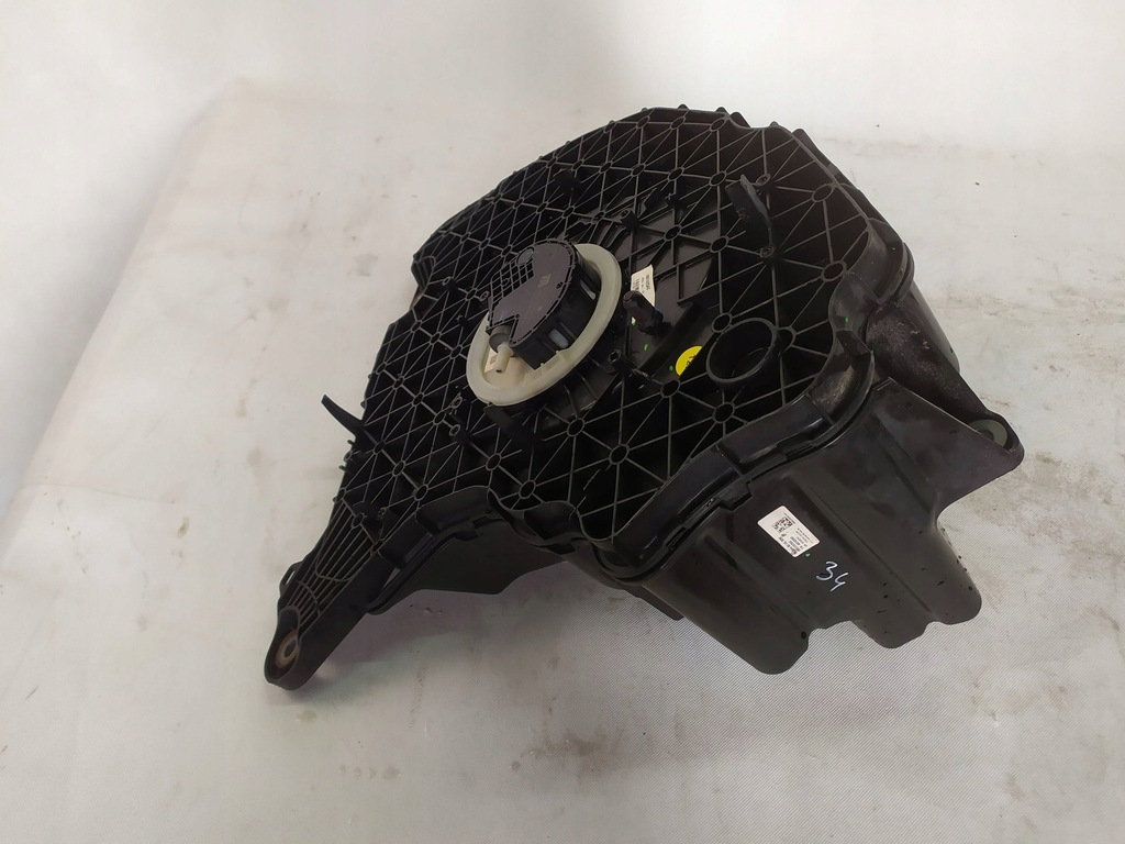 фото №13, Бак рідина adblue audi a4 b9 8w0131878