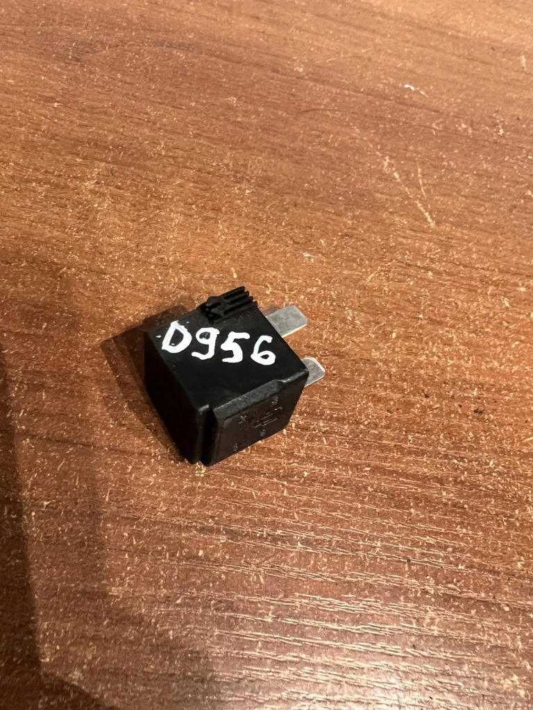 Купити Реле mercedes-benz sl r129 d956 бензиновий 1993