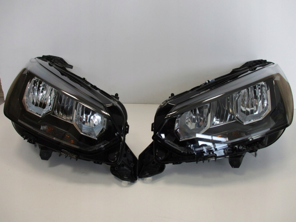 фото №1, Лампа лампы full led peugeot 208 2008 20r