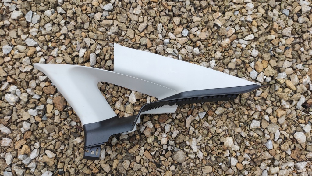 фото №1, Fusion защита стойка пластик правый ds73 f46806 aew