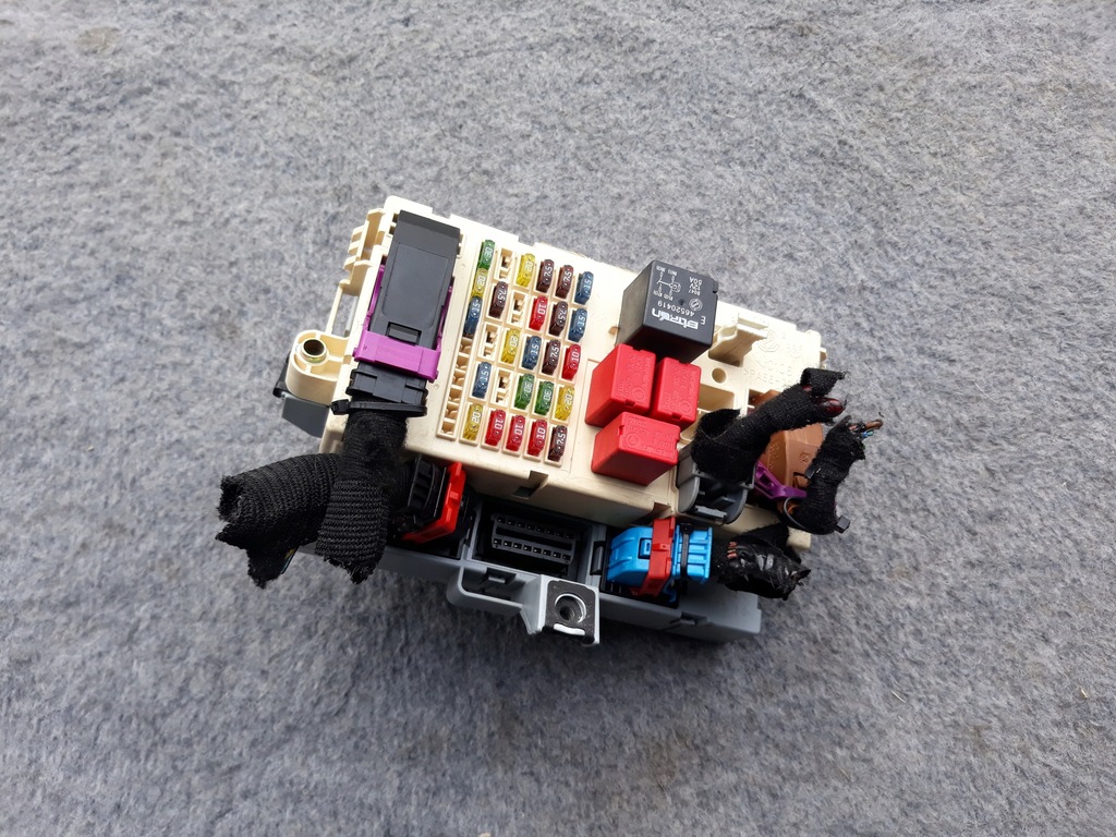 фото №1, Коробка запобіжників fiat stilo