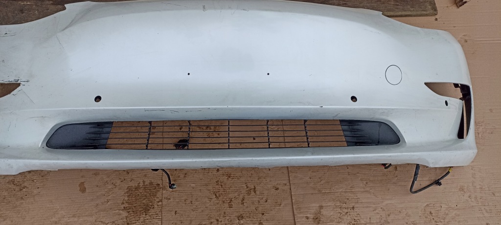 фото №1, Решётка радиатора решётка бампера средняя tesla iii 3 оригинал