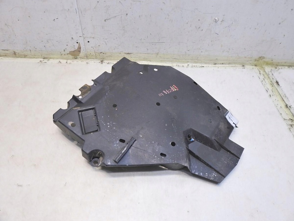 фото №7, Защита бака топлива правая subaru forester iii