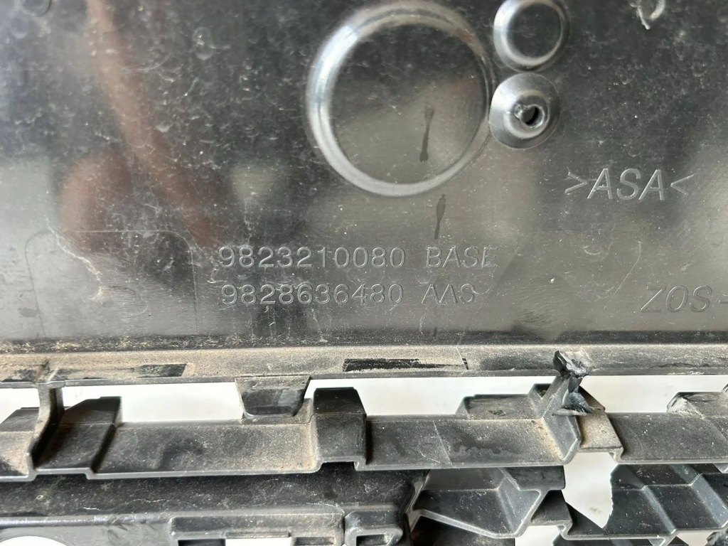 фото №7, Peugeot 208 ii бампер перед 9823210080 оригинал