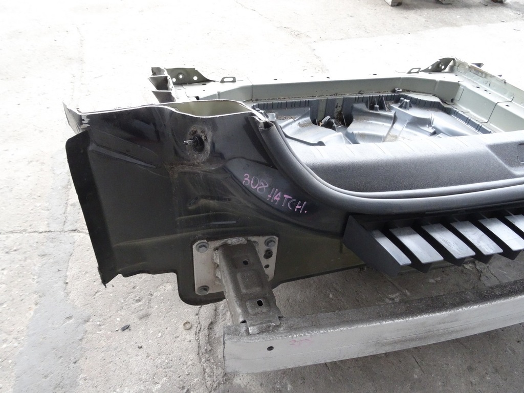 фото №5, Peugeot 308 ii t9 pas задня задній піддон hb