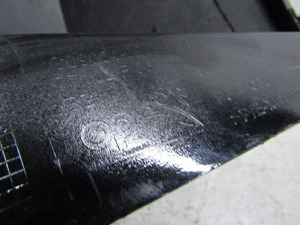 Peugeot 408 ii уголок бампера левый задний  9843198980 в Украине