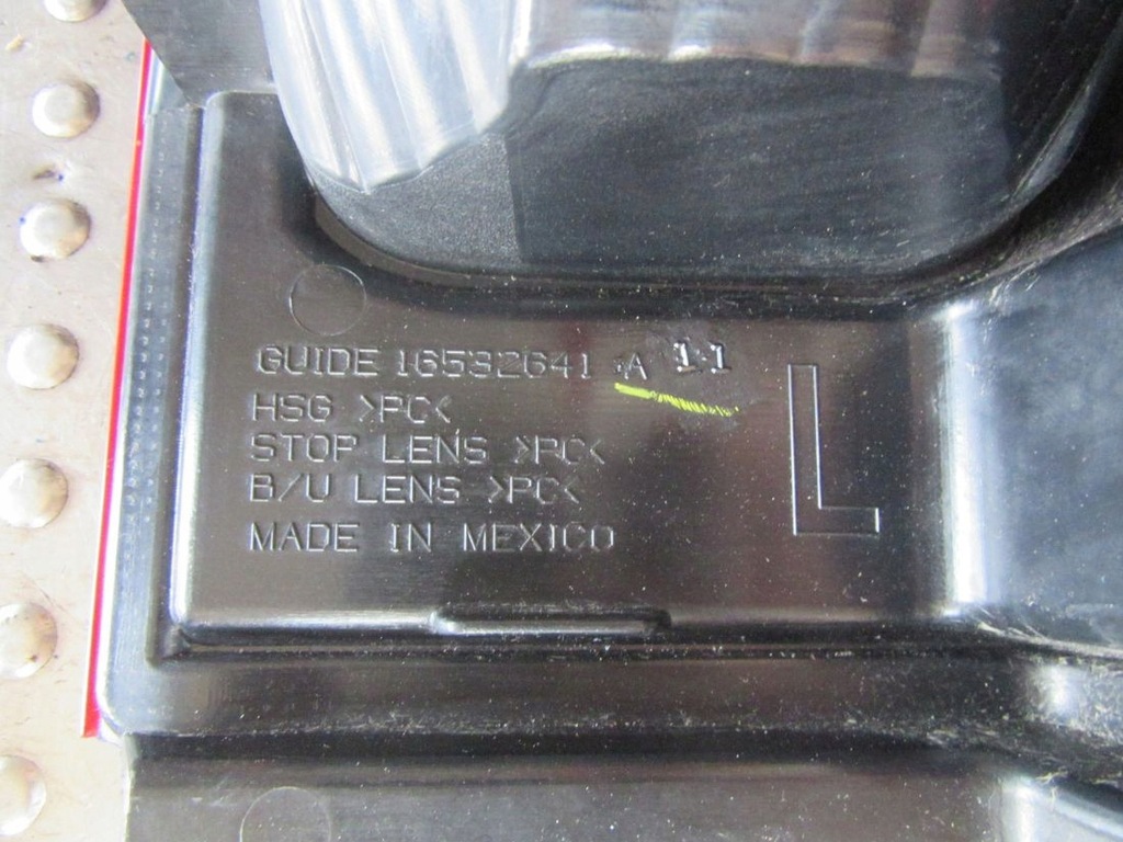 фото №8, Hummer h3 2007 лампа ліва задня