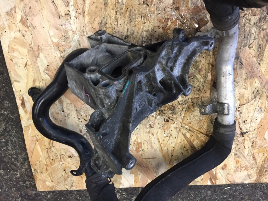 A5 8t a4 b8 3.0 tdi кронштейн генератора 059145169ag Цена