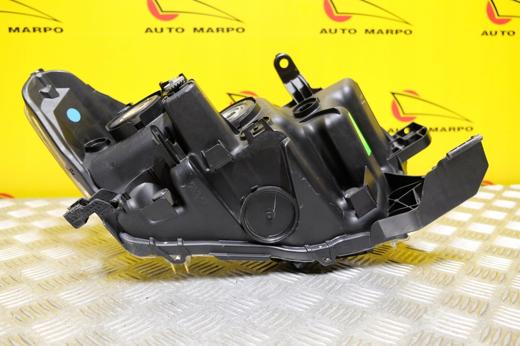 фото №11, Toyota tacoma 2016- фара лампа обычная линзованная bez led светлая l usa