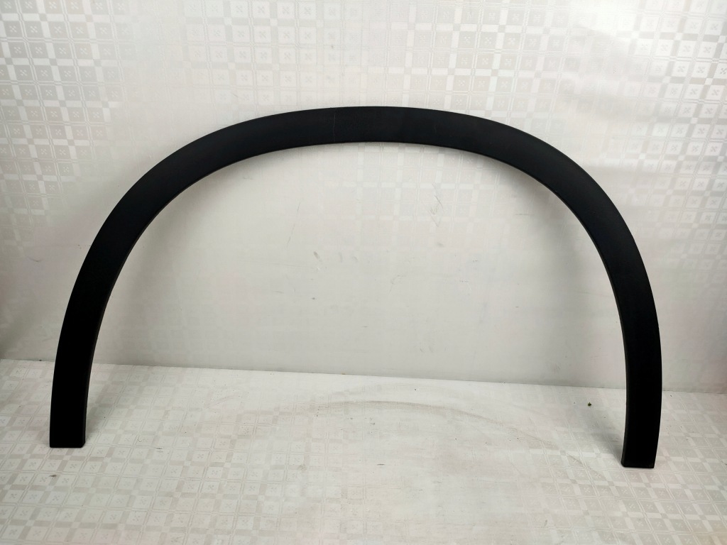 фото №1, Mercedes gla x156 молдинг крыла левая перед передняя