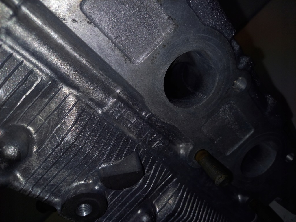 фото №8, Mitsubishi l200 2.2 did 4n14 головка вали komple