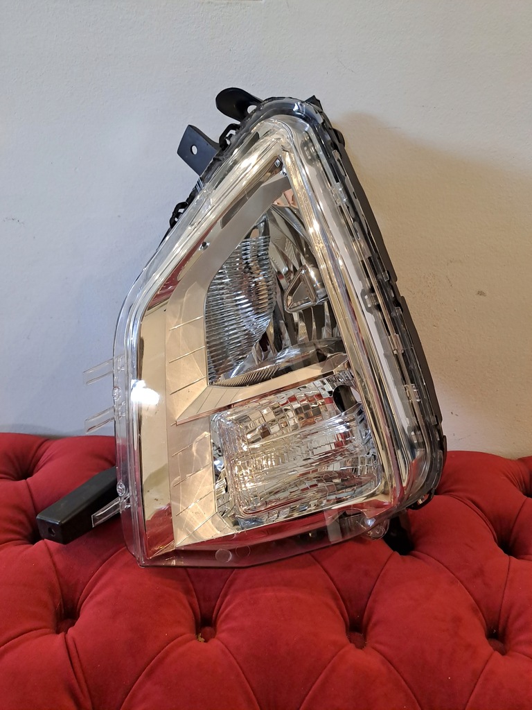 фото №1, Mitsubishi eclipse cross протитуманна фара передній правий