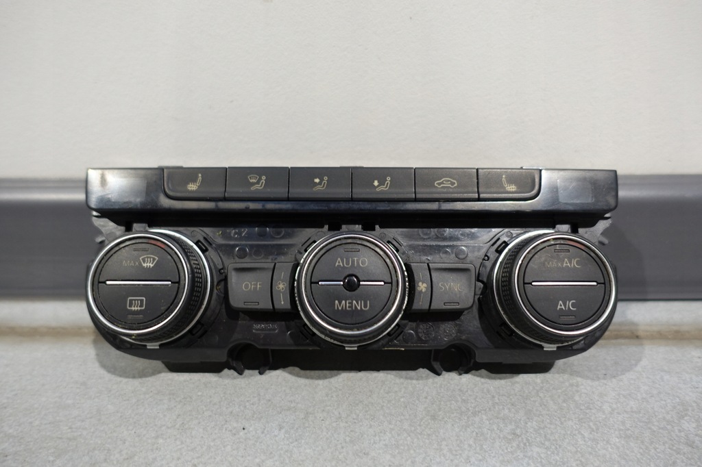 фото №1, Vw golf vii панель кондиціонера