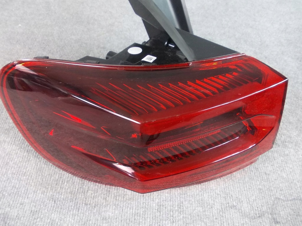 фото №11, Citroen c5 aircross 2022 - лампа задня ліва крила