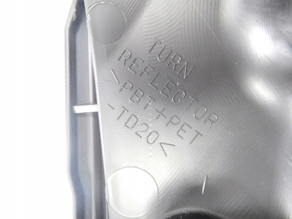 фото №8, Лампа передняя правая mitsubishi asx 8301b588