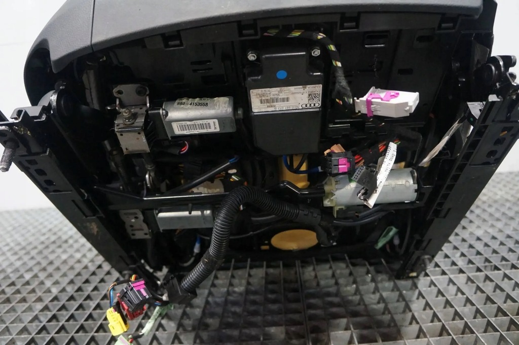 фото №9, Сидіння сидіння заднє сидіння комплект audi a8 d4 4h s8 шкіра надувний