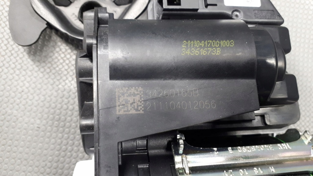 8y0857705h ремень безопасности левое  перед audi a3 2 Доставка