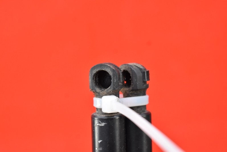 фото №7, Привід амортизатори кришки 95962016 chevrolet spark 3 iii m300 10-15