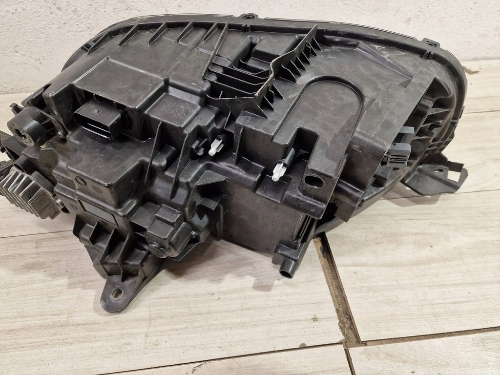 фото №8, Volvo xc90 ii - лампа права full led 32342483