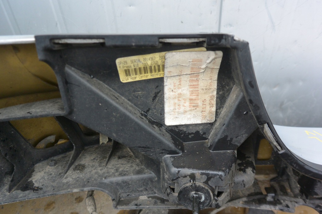 Mercedes ml 164 бампер задний  amg комплект  775 Недорого