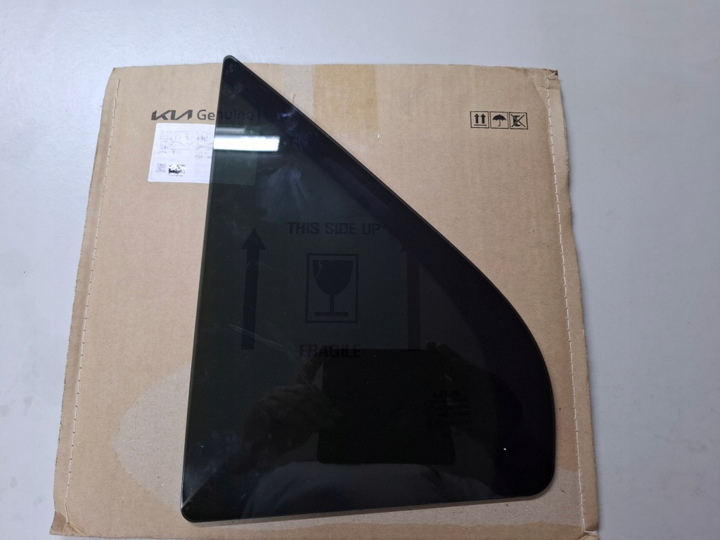 фото №1, Стекло дверь левый задняя kia niro 83417-at030