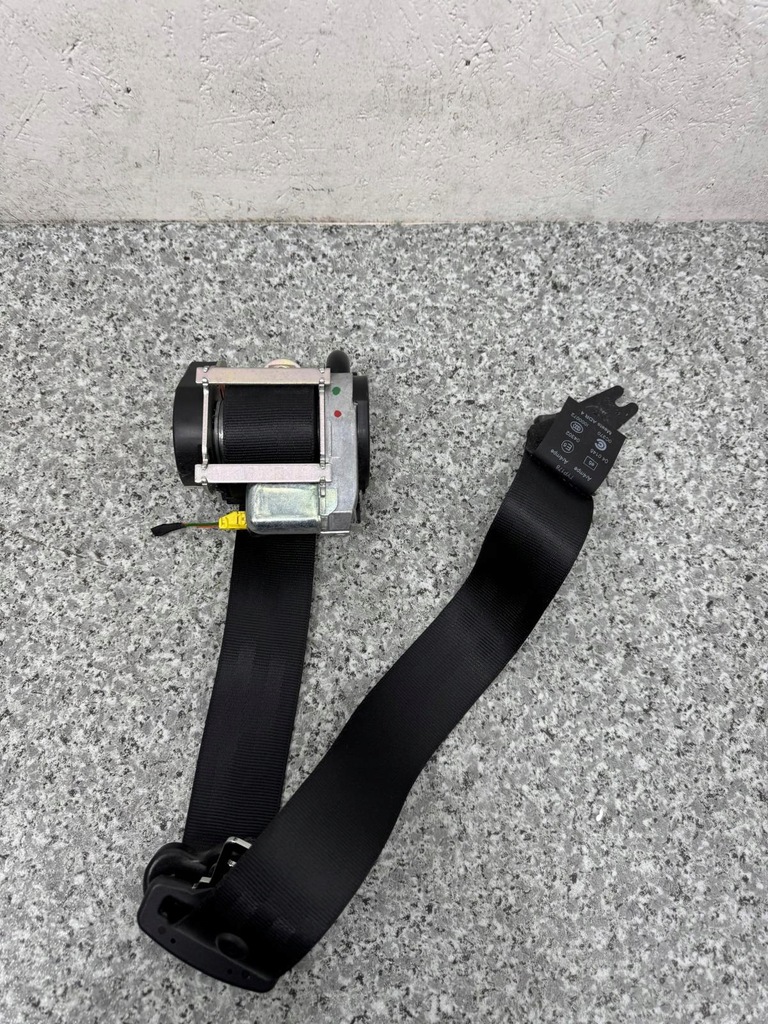 фото №1, Pas безопасности правый задняя volvo v60 i 2011-2018 39823323