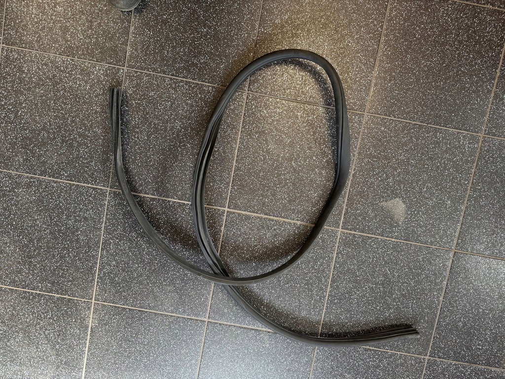 фото №1, Kia rio iii iv прокладка 5 двері задня задня ліва права кузов