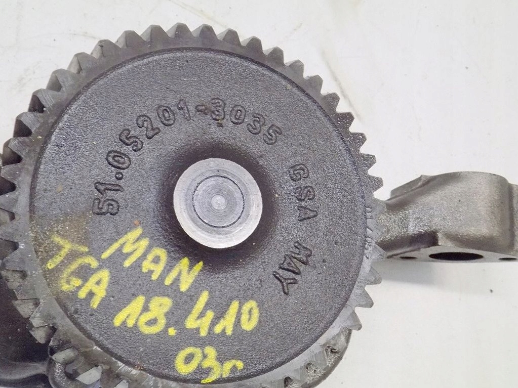 Man tga 18.410 2003r - насос масла Недорого