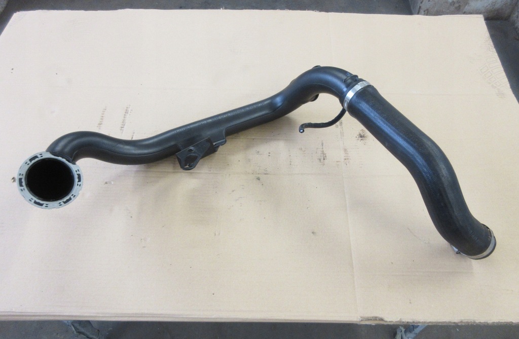 фото №1, Шланг wąż труба інтеркулер insignia a 2.0 turbo 250km 17011203 12644807