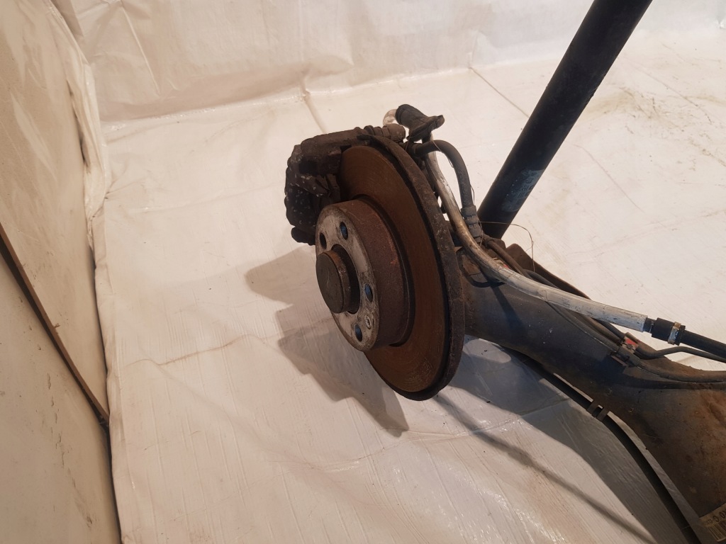 Балка задняя подвеска oś задний  комплект 8x eu audi a1 10-18 Цена