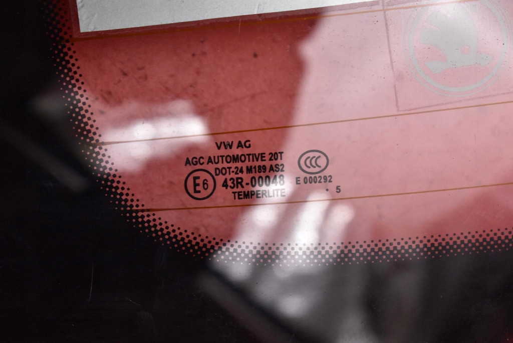 Стекло задний задняя с подогревом 5jj845049d skoda rapid 1 1 универсал 12-17 Киев