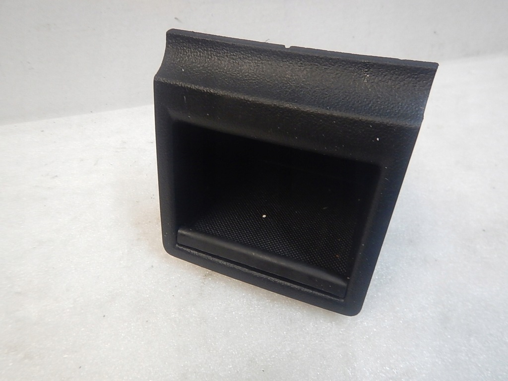 фото №1, Audi a3 8p 06- lift бардачок полка