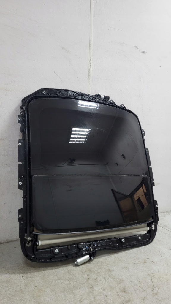 фото №1, Volvo s60 iii 2018- крыша панорама люк idealny