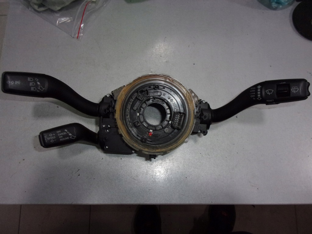 фото №1, Перемикач комбінований стрічка audi a6 c6 4f0953549d