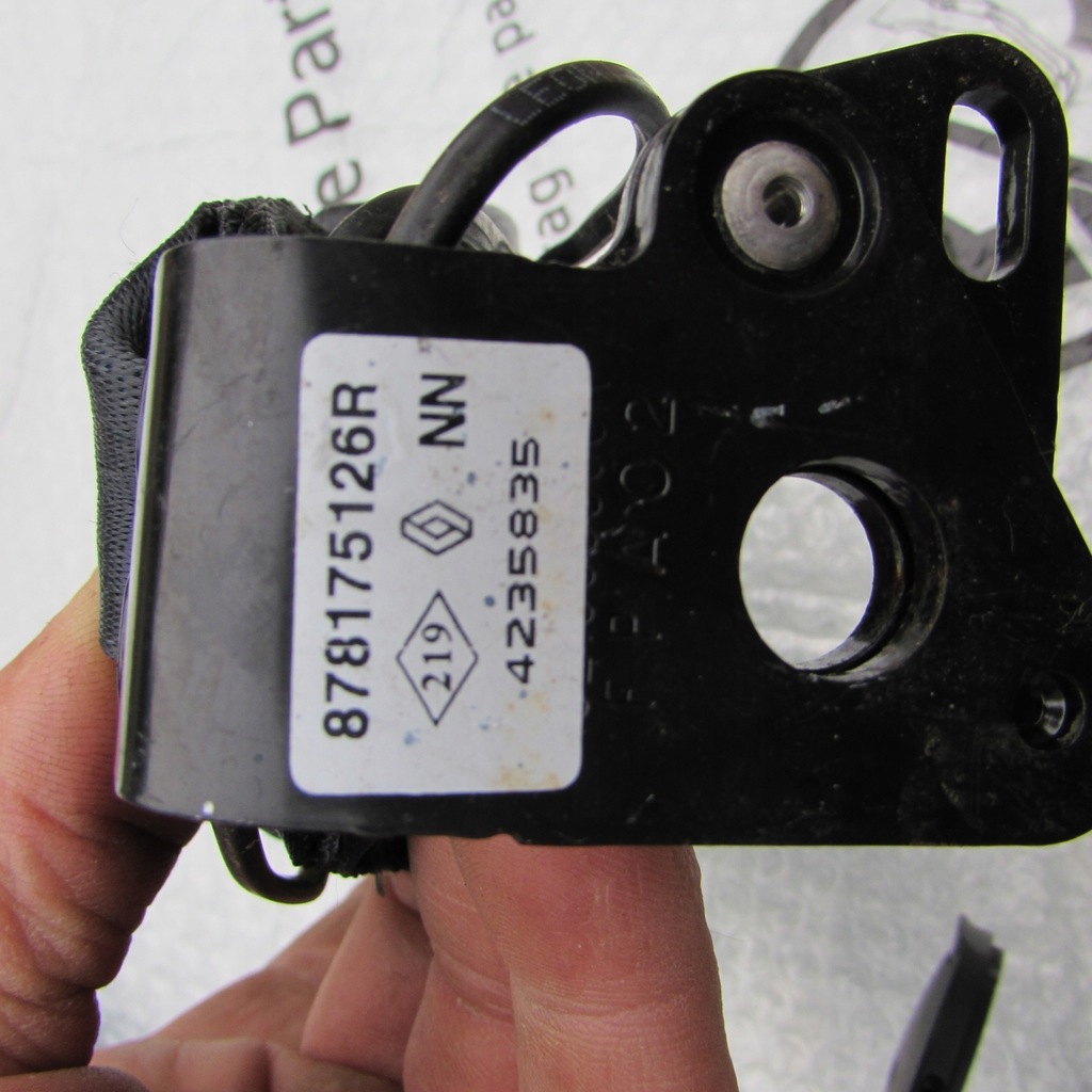 фото №3, Защёлки ремней безопасности задняя renault zoe