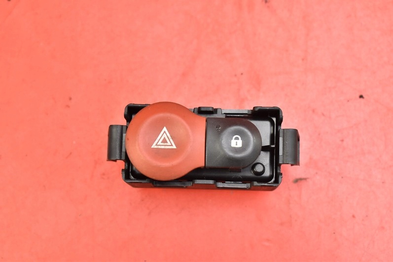фото №1, Выключатель света аварийных 8200214869 renault modus 1 i lift 07-12