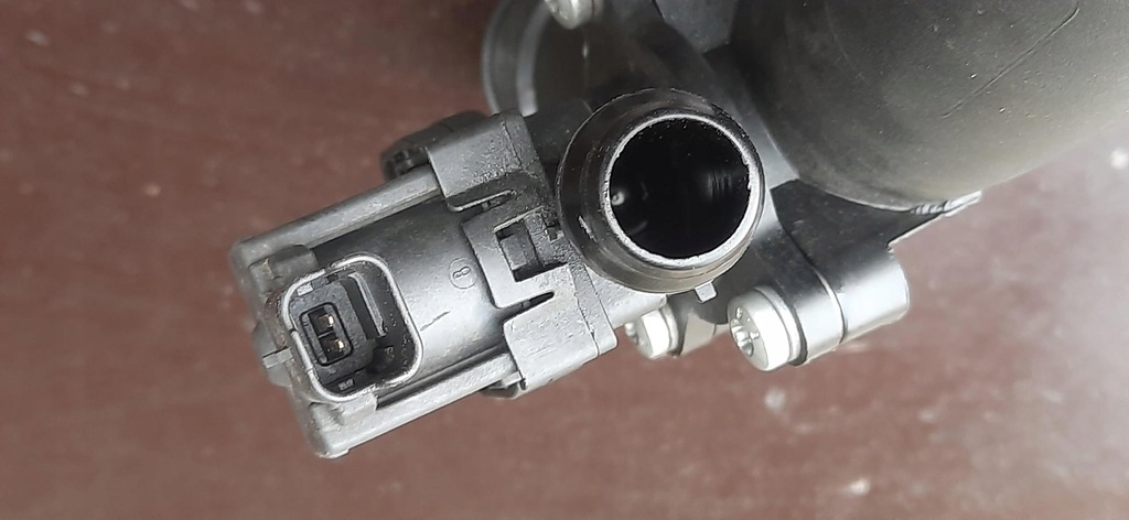 фото №6, Труба воздухозаборник воздуха 1.2 thp peugeot 2008 i lift 9806487880 9677537380