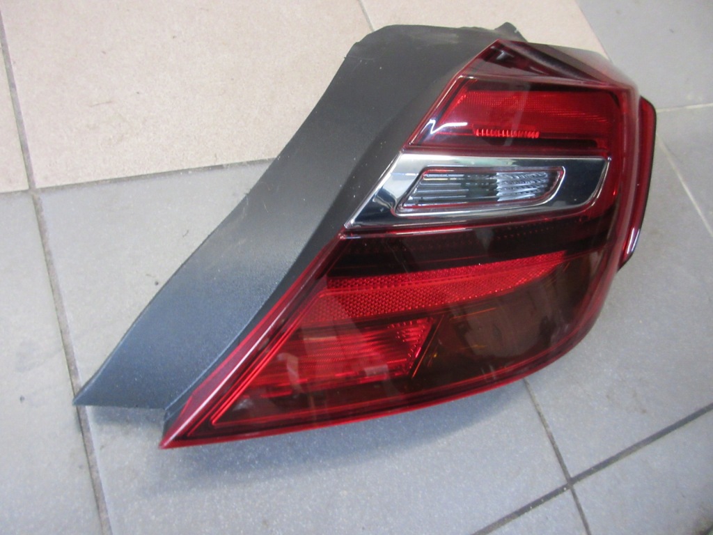 Фара задний  правый  insignia a рестайлинг  led оригинал hb Цена