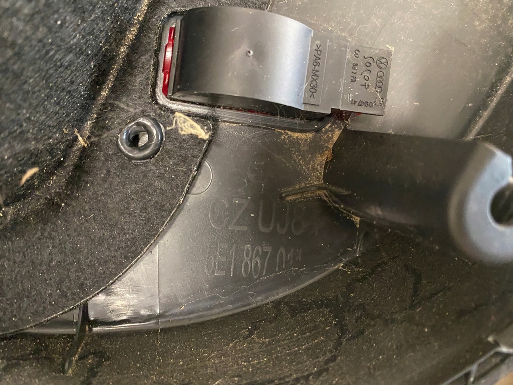 фото №7, Skoda octavia 3 обшивка дверь левый перед