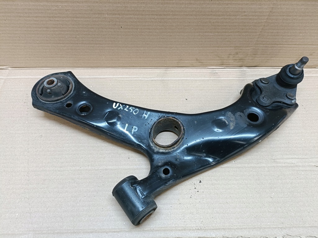 фото №1, Важіль лівий перед - lexus ux 200 250h 18-22