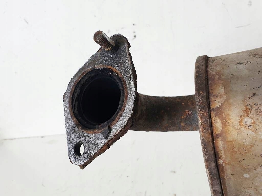 фото №7, Subaru legacy iv 08r 2.0 b ej204 гаситель выхлоп правый